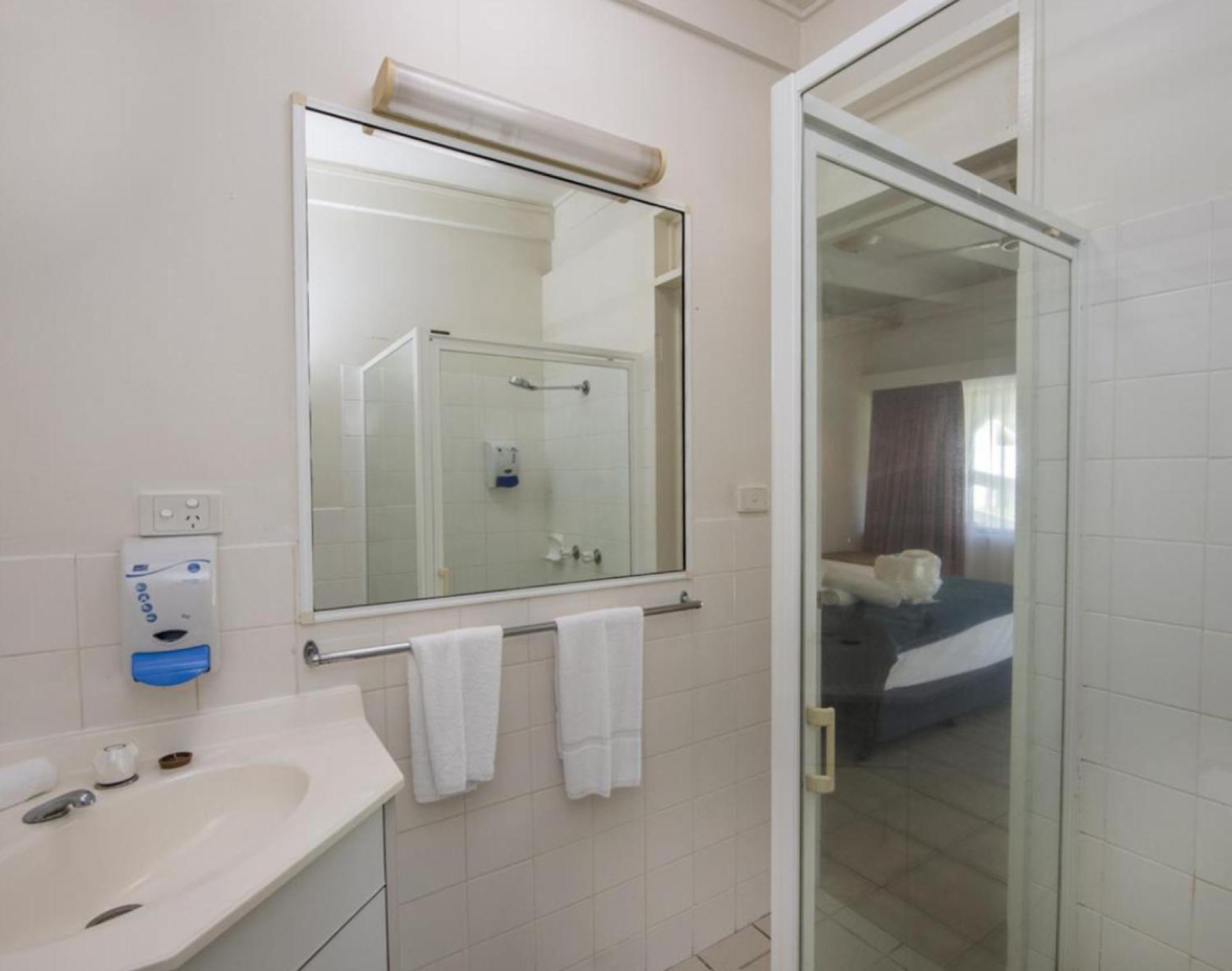 Affordable Island Escape! Queen Studio, Nelly Bay Luaran gambar